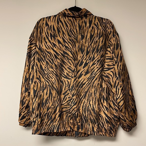 Vintage Silk Tiger Print Bomber Jacket - 80’s style - Picture 2 of 4
